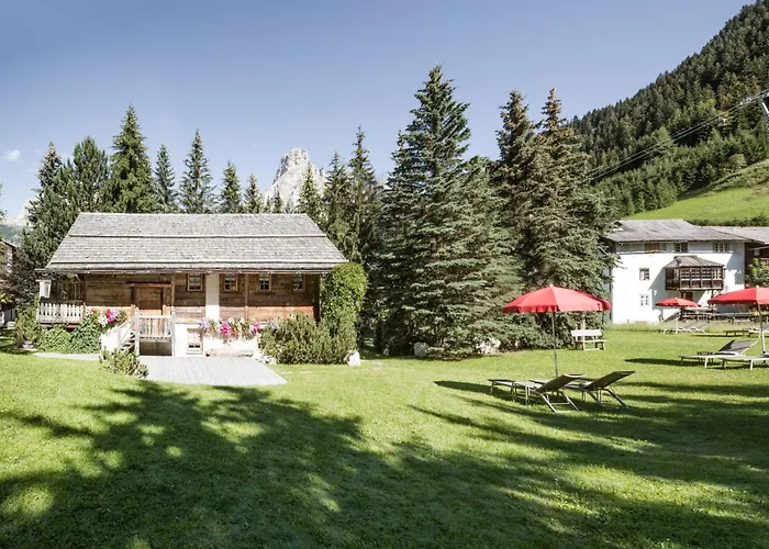 Hotel con piscina: Hotel La Perla: The Leading Hotels Of The World