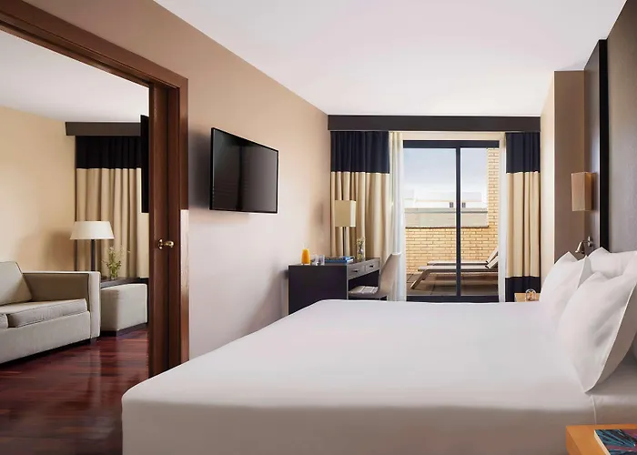 Hoteles con Jacuzzi NH Ciudad De