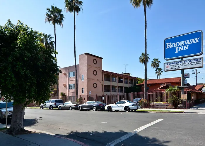 Family Hotel: Rodeway Inn Convention Center