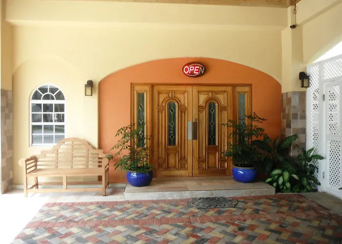 Jacuzzi hotel: Rondel Village