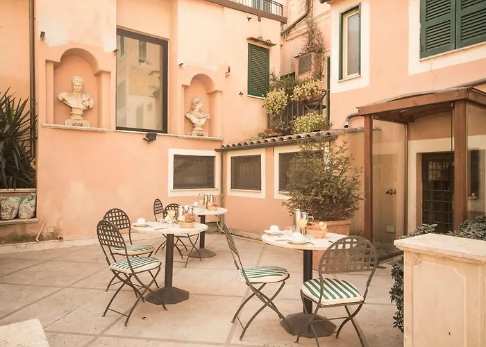 Günstiges Hotel: Hotel Donatello