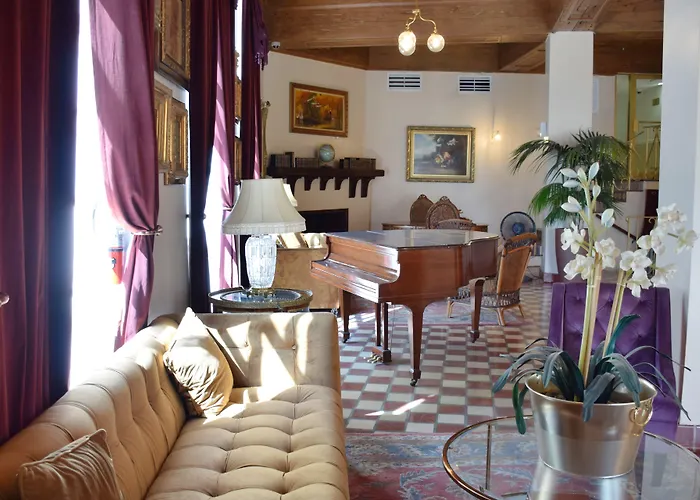 Pet Friendly hotel: Beach Park Hotel