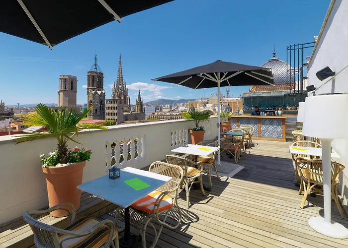 Romantic hotel: Boutique Hotel H10 Montcada