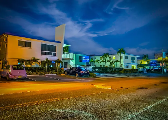 Hotel: Blue Strawberry By The Sea