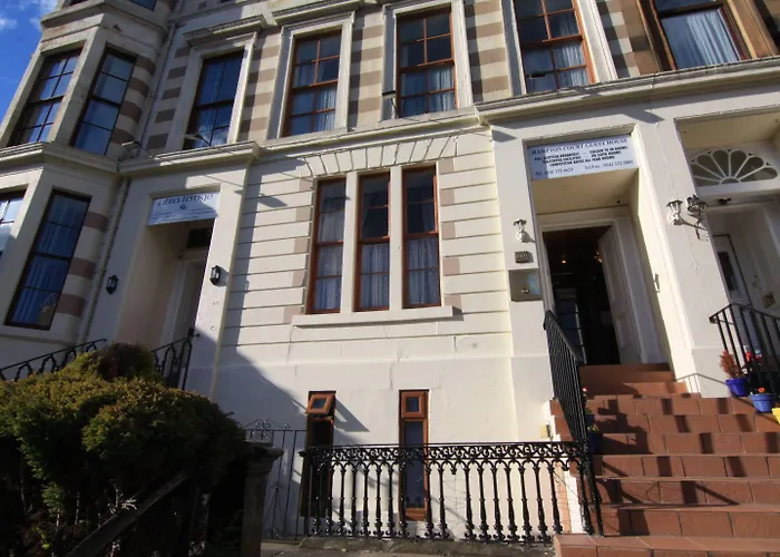 3 star hotel: The Hampton Court Guesthouse