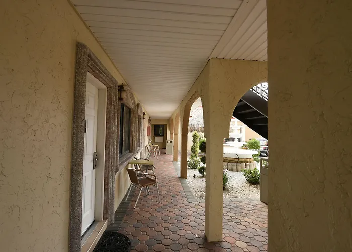 Boutique hotel only: Bayview Plaza Waterfront Resort