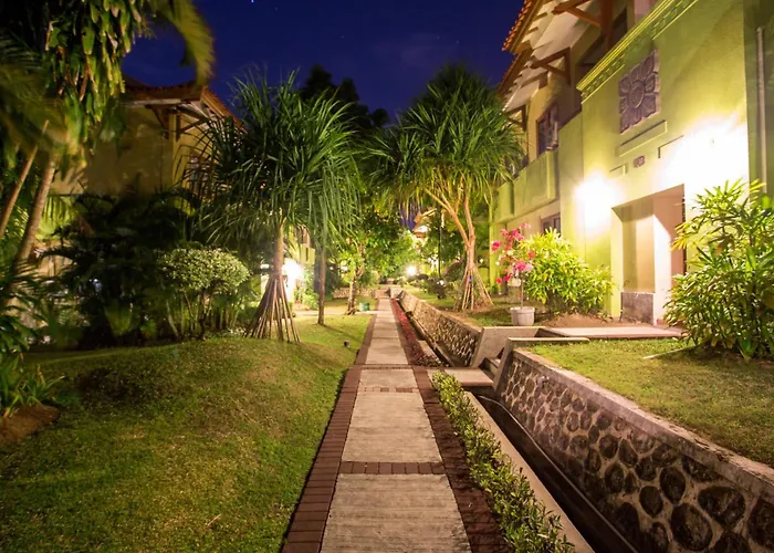 In Luxury hotels Plagoo Holiday