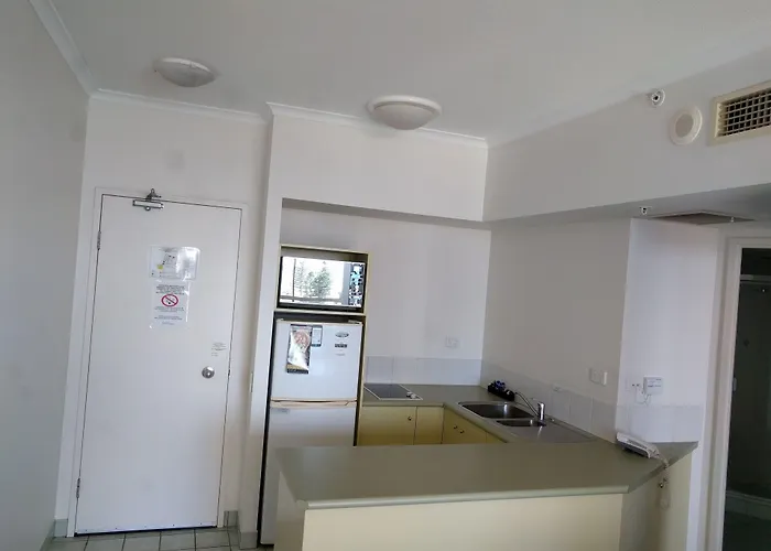 Cheap hotels Maldives Resort Main Beach, Gold Coast