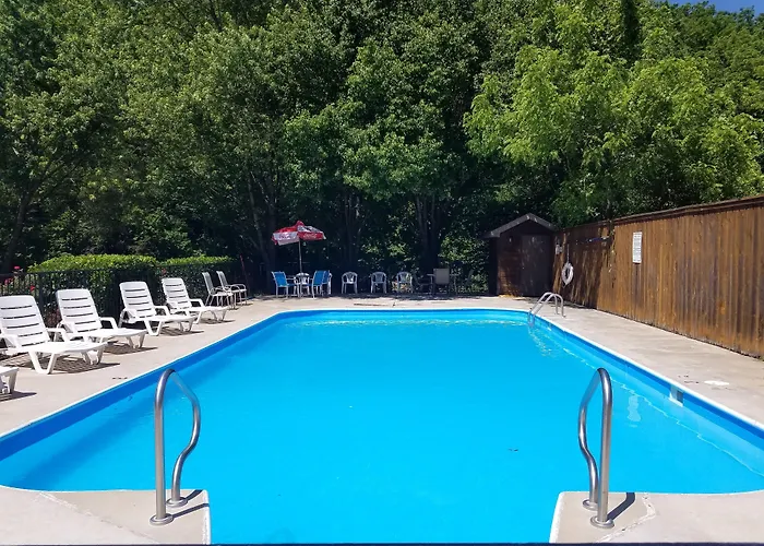 Ozarker Lodge