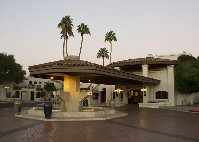5 star hotel: Scottsdale Camelback Resort