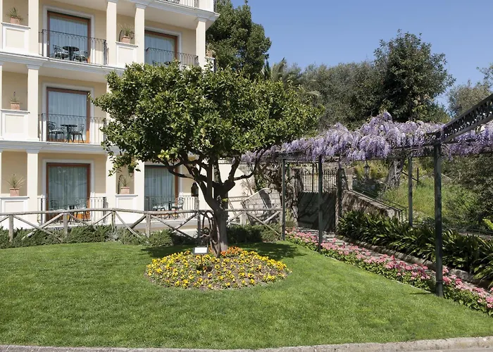 Grand Capodimonte