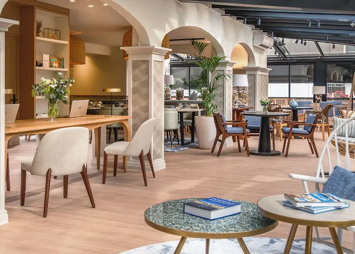 Hôtel accueillant les animaux: Hôtel Arcanse by Inwood Hotels