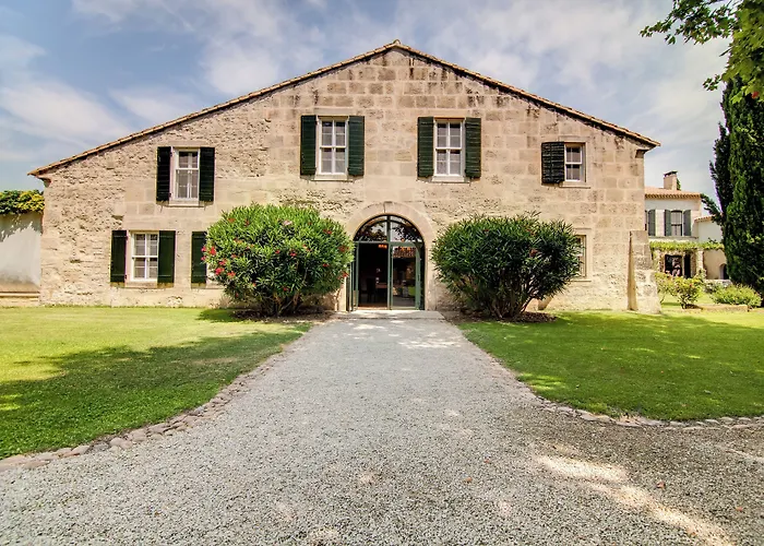 Family Hotel: Le Mas De Peint - Hotel Et Restaurant