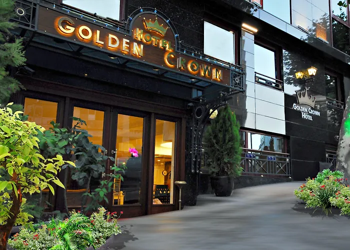 Resort: Golden Crown Hotel