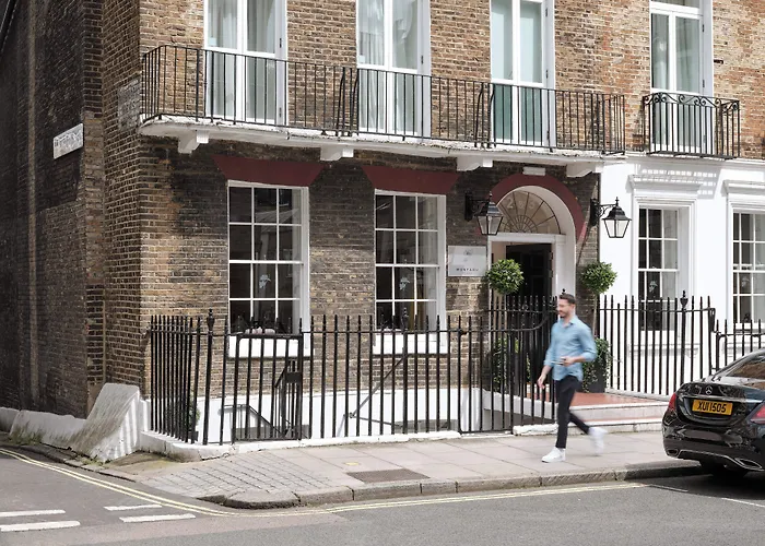 Luxury hotel only: Montagu Place Hotel