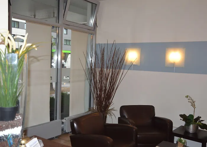 Cheap hotel: Hotel Mercedes/Centrum