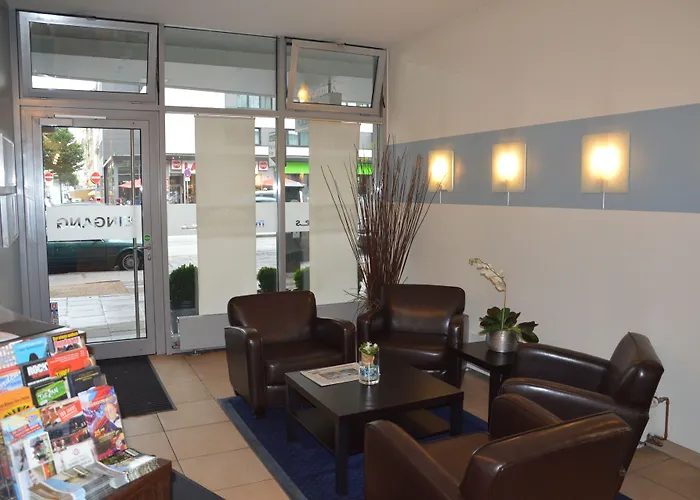 Cheap hotel: Hotel Mercedes/Centrum