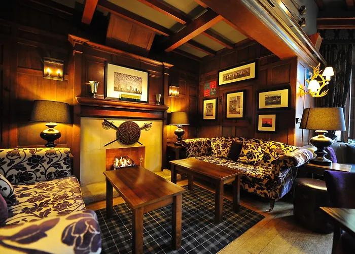 Pet Friendly hotel: Savoy Park Hotel