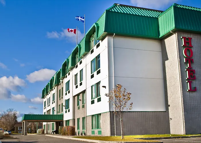 Cheap hotel: Repotel Henri IV Quebec