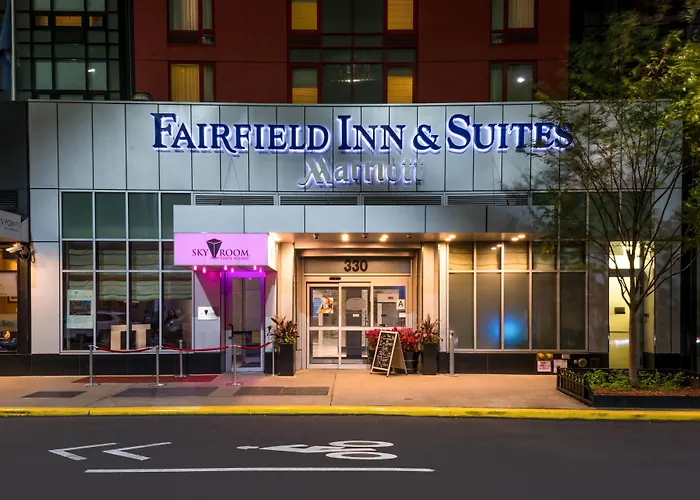 Hotel with Tennis: Fairfield Inn & Suites By Marriott New York Manhattan/Times Square South