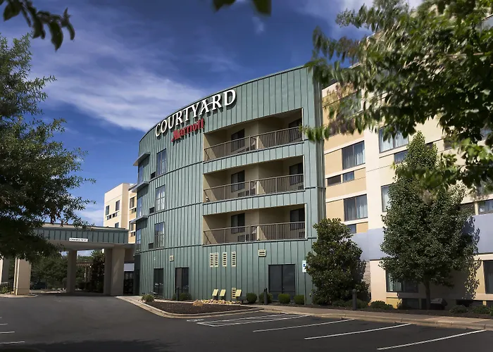 Resort: Courtyard Statesville Mooresville/Lake Norman