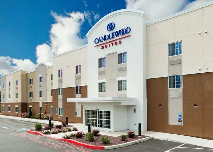 Kid friendly hotel Candlewood Suites Harrisburg I-81 Hershey Area By Ihg