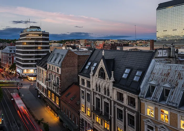 5 star hotel: Home Hotel Folketeateret