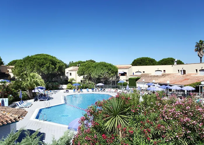 Hôtel 3 étoiles: Résidence Odalys Saint Loup