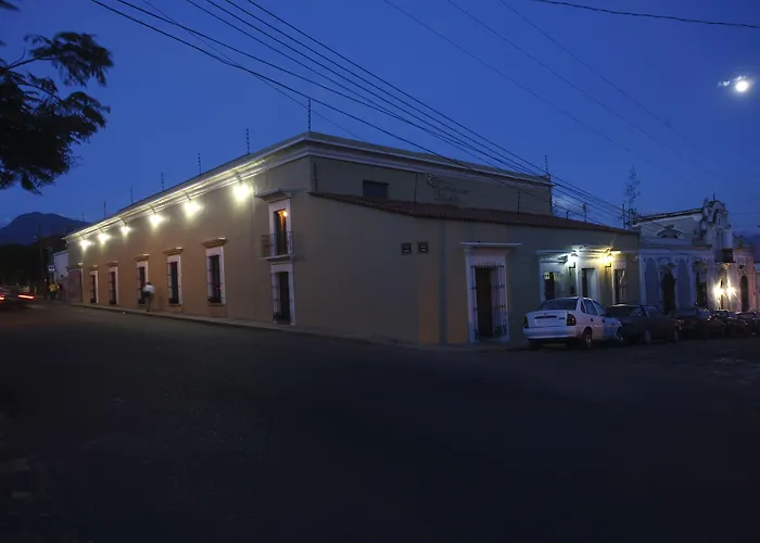 Casa De Las Flores Hotel