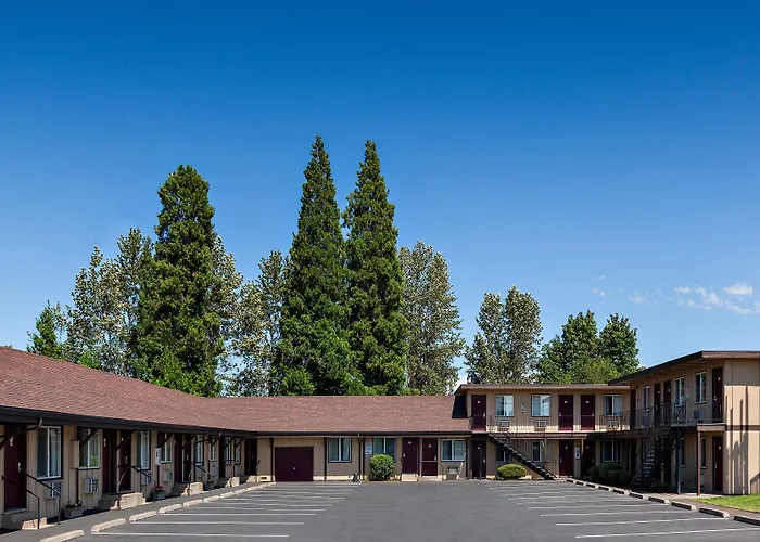 Hotel with view: Budget Lodge Eugene - Airport