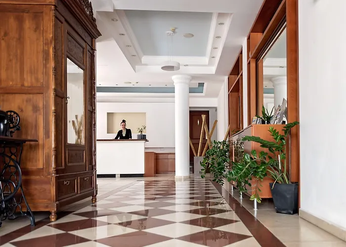 Cheap hotel: Pyramos Hotel