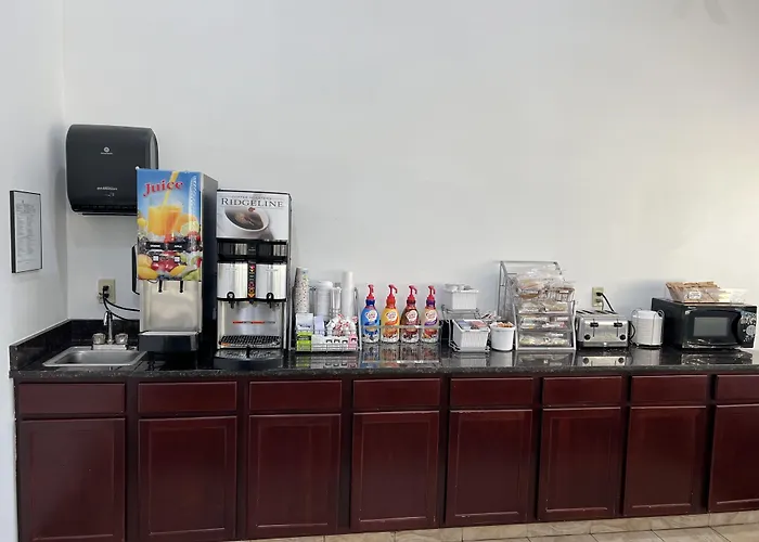 Hotel: Super 8 By Wyndham Cedar Falls