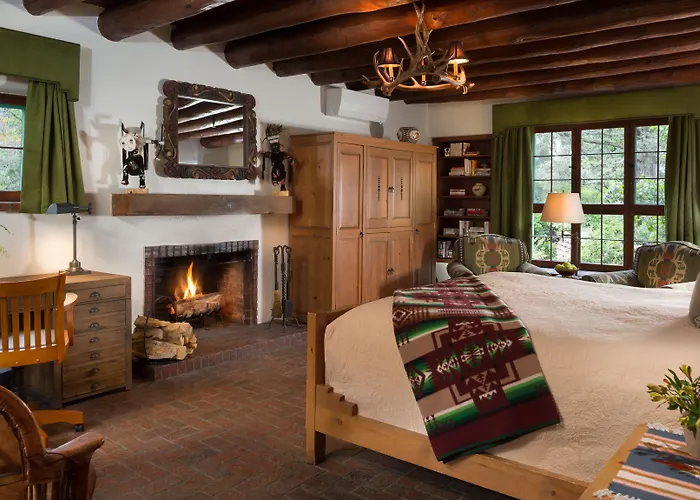 Inn Of The Turquoise Bear