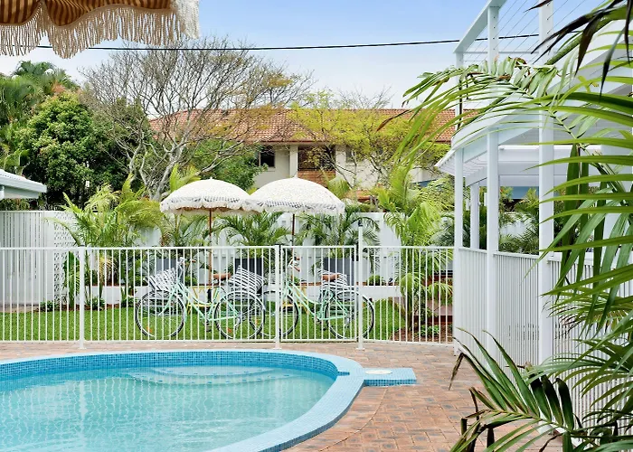 All Motels Blue Heron Boutique