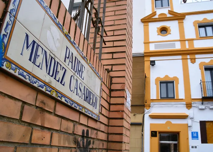 B&B: Hostal Sevilla Santa Justa - Adults Only