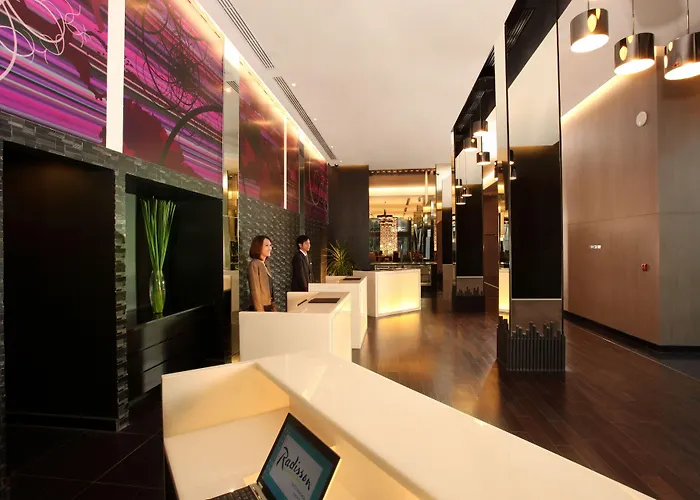 Jacuzzi-Hotel: Radisson Suites Bangkok Sukhumvit