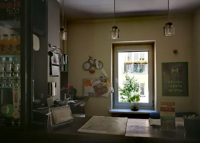 Hostel Helvetia Rooms Warsaw City Center And Old Town