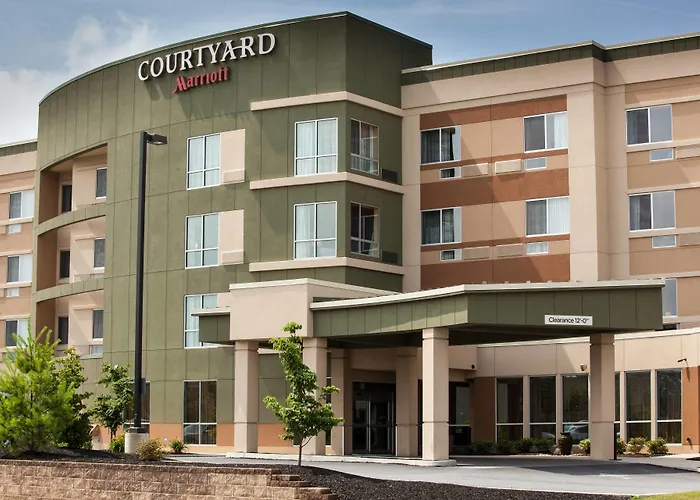 Courtyard By Marriott York