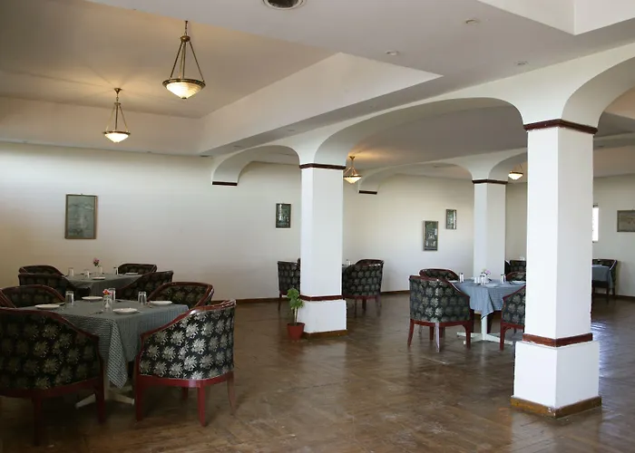 Resort: Sterling Ooty Elk Hill