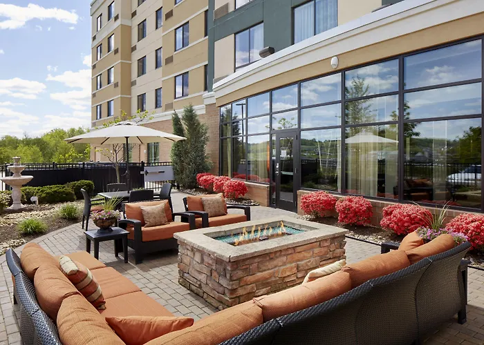 Jacuzzi hotel: Courtyard By Marriott Pittsburgh Washington Meadow Lands