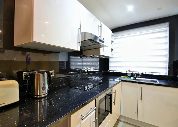 Hyde Park Apartments