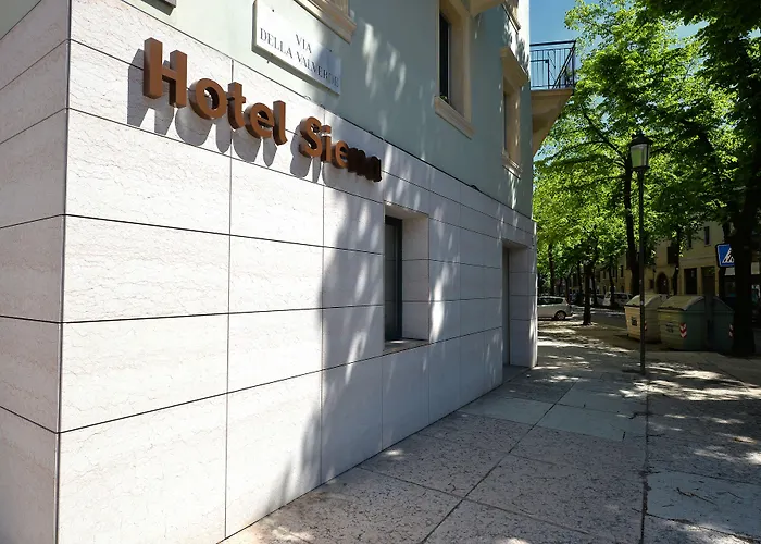 Resort: Hotel Siena