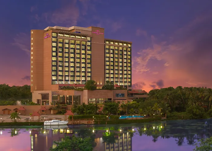 5 star hotel: Crowne Plaza Kochi By Ihg