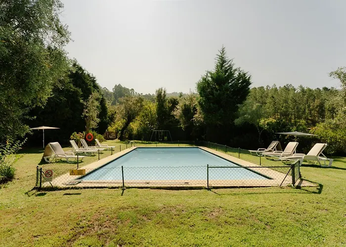 Vila da piscina: Quinta Do Pomarinho - By Rowdhouses