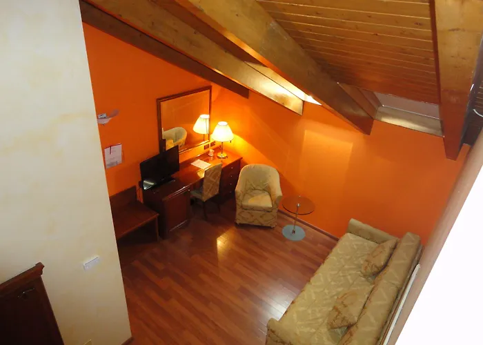 Hotel Vazzana