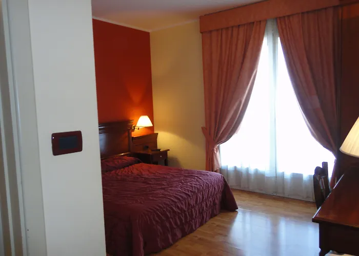 Hotel Vazzana