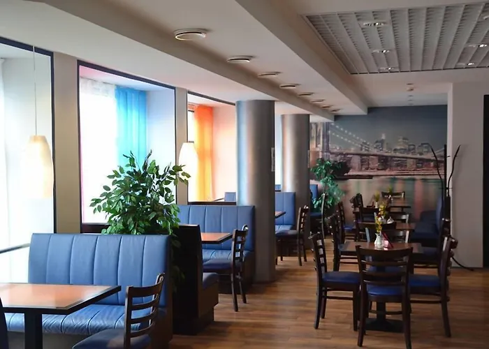 Cheap hotel: Center Hotel