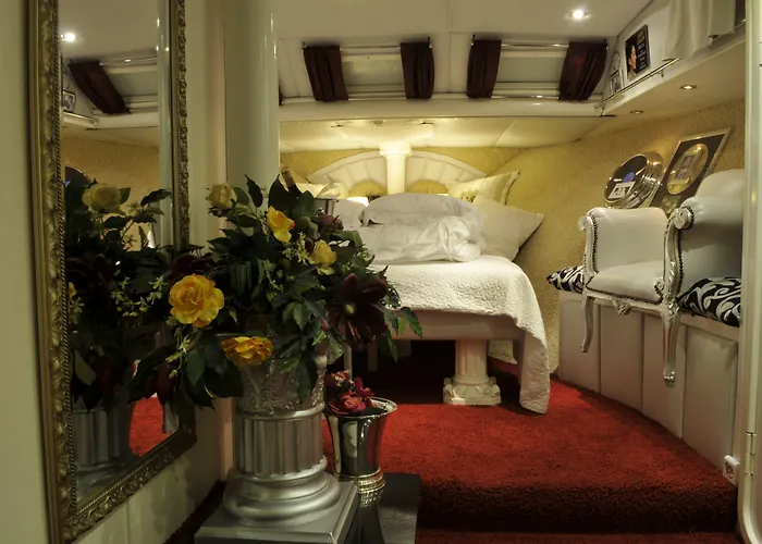 Maria Callas Yachthotel