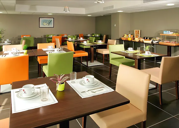 3 star hotel: Appart'City Confort Orleans