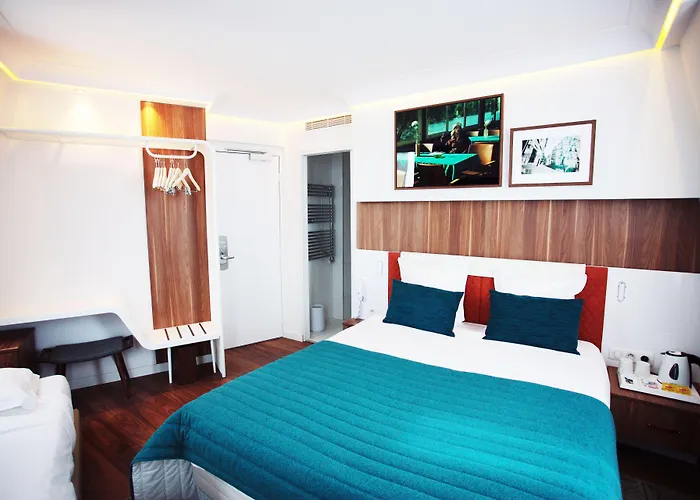 Hotel Eiffel Turenne